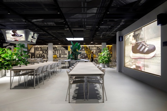 De Vorm adidas Amsterdam brand experience 47